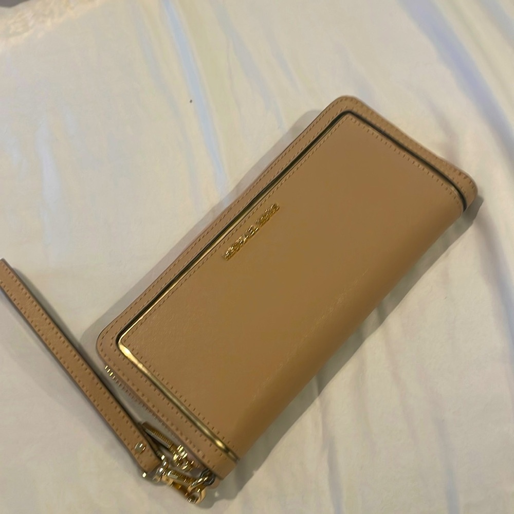 Women’s leather continental wallet Michael Kors